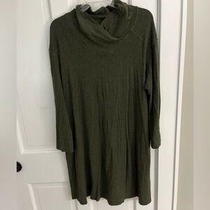 Southcott Threads LS Lola Dress Dark Green Size 3 = US Large